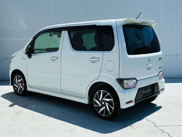 Suzuki Swift image