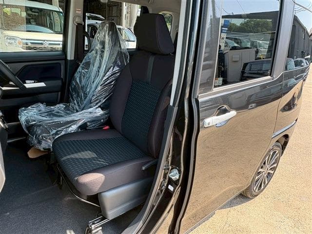 Toyota Roomy Custom GT image