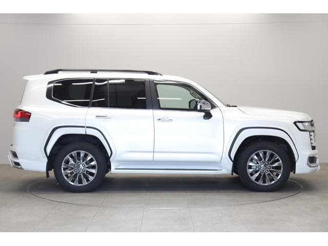 TOYOTA LAND CRUISER ZX image